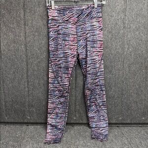 Dynamic Pink and Blue Leggings for Active Wear